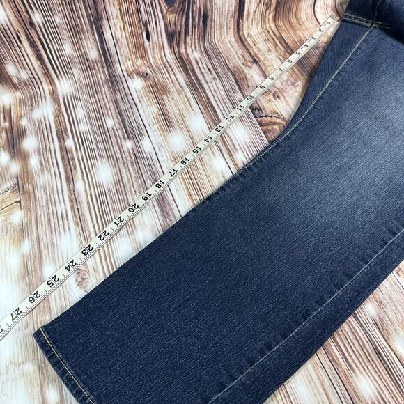 Levi's Signature CURVY STRAIGHT Size 22 Short High Rise Jeans Denim Pants 38x27 - Picture 6 of 10